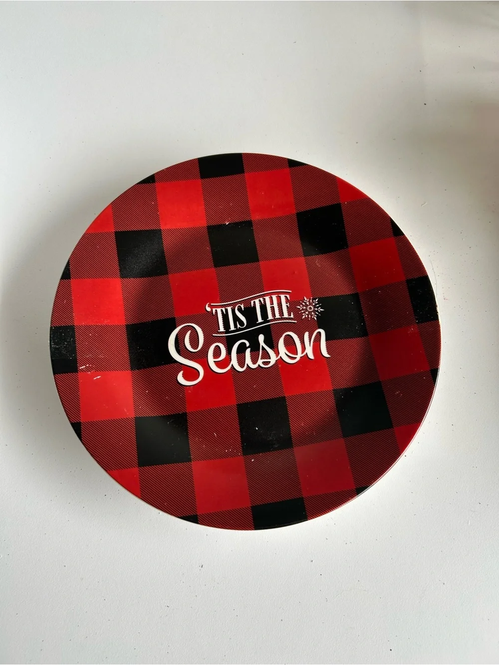 Royal Norfolk Red and Black Buffalo Check Holiday Plate